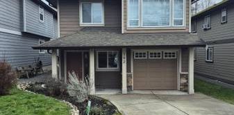 3-Bedroom Main Suite with Private Yard and Forest Views - Photo 2