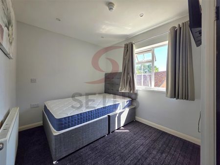 Sandpits Lane, CV6, Coventry - Photo 3