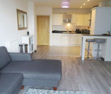 High Street, SOUTHAMPTON - Photo 3