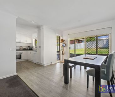 Comfortable & Convenient Living in Golden Square - Photo 2