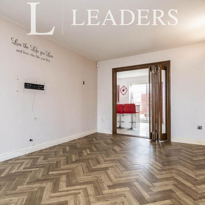 4 bedroom house to rent - Photo 1