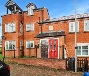 2 bedroom maisonette to rent - Photo 5