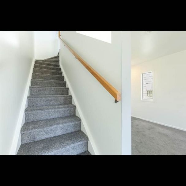 Property Management6 John Jennings Drive, Oteha - Townhouse for Rent - Photo 1