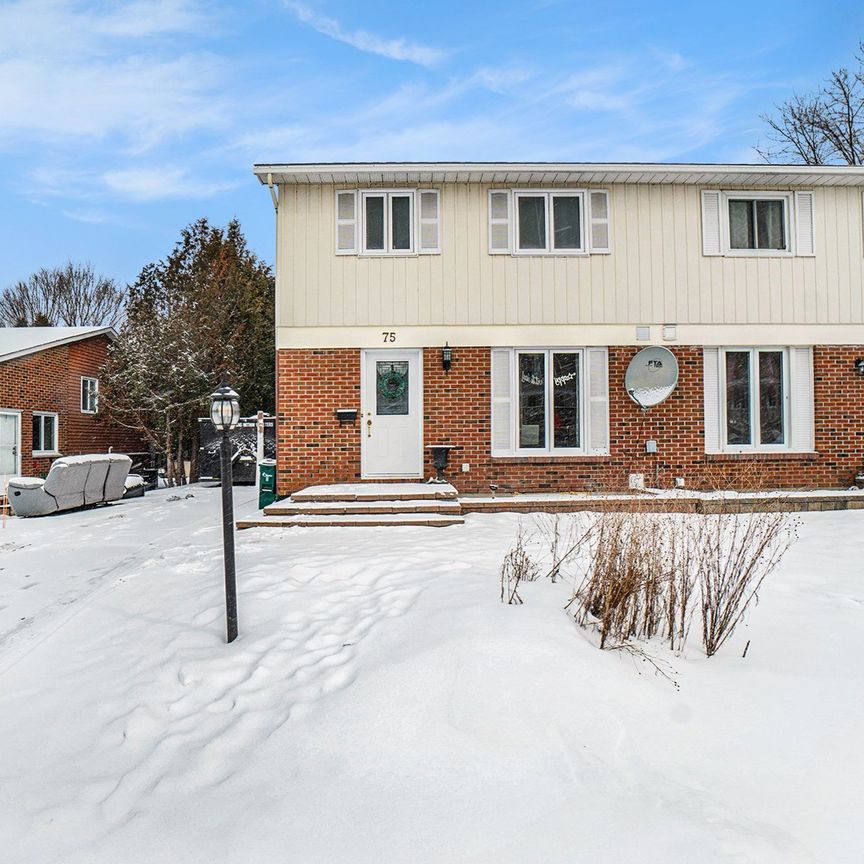 For Lease - 75 Dalehurst Drive Unit# B, Tanglewood - Grenfell Glen - Pineglen, Ontario - Photo 1