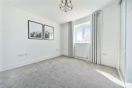 Nobel Park, Didcot, OX11 - Photo 4