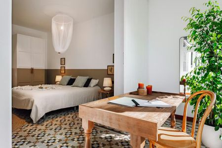 Rambla de Catalunya, Barcelona, Catalonia 08007 - Photo 3