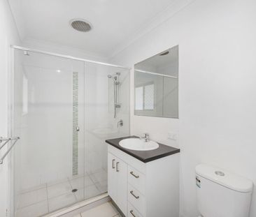 two bedroom Duplex - Photo 2