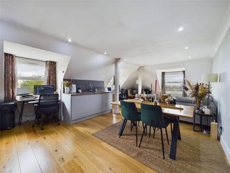 1 bedroom flat to rent - Photo 2