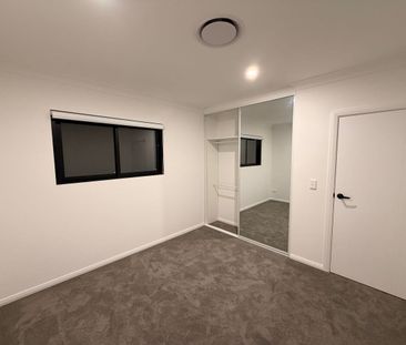 BRAND NEW 5 bedrooms 3 bathrooms 1 garage House! - Photo 3