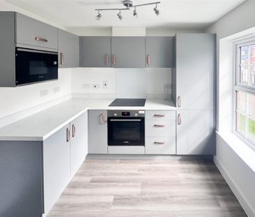 2 bed Coachhouse To Let - Photo 6