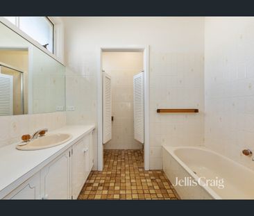 Superb Bayside Living In Brighton - Photo 6