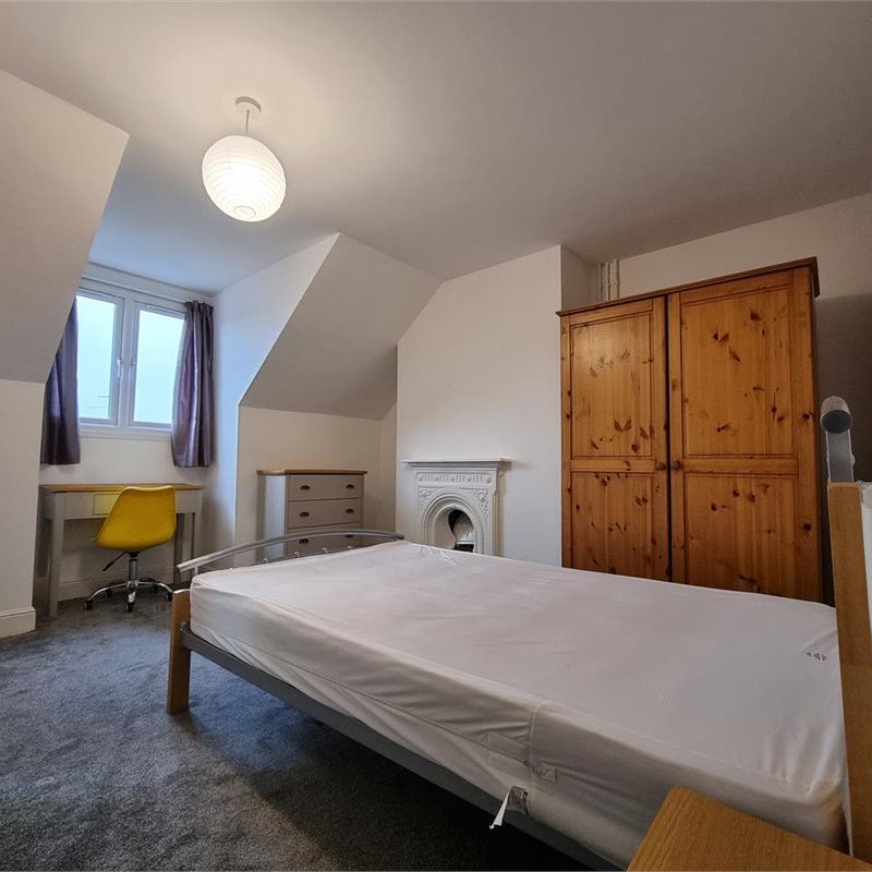 Room 5, Flat 1, 43 Mill Road, Cambridge - Photo 1