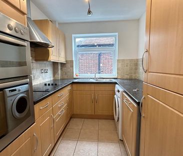 2 bedroom apartment to rent - Photo 3