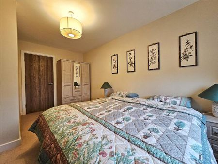 2 bedroom apartment to rent - Photo 5