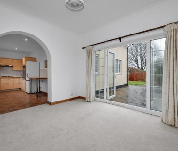 4 bedroom detached house to rent - Photo 4