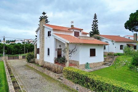 Óbidos, Leiria District 2510-001 - Photo 3