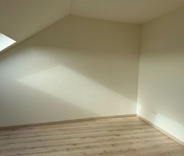 Modern duplexappartement met 2 terrassen, een ondergrondse autostan... - Photo 2