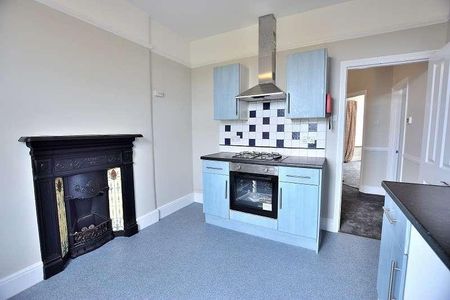 Ulleswater Road, Southgate, London, N14 - Photo 3