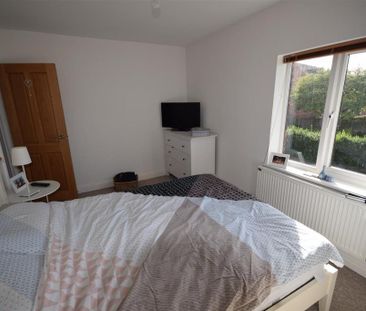 2 bedroom cottage to rent - Photo 3