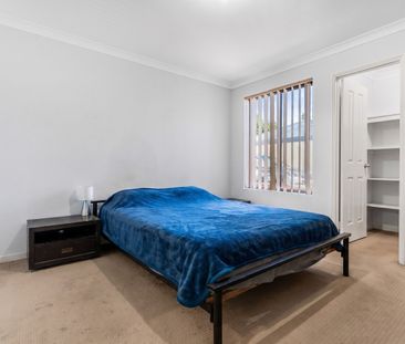 Low-Maintenance 3-Bedroom Villa in Convenient Location - Photo 5