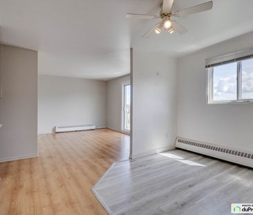 16-865, rue des Lilas E, Limoilou à louer - Photo 1