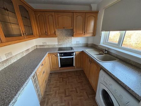 2 bedroom flat to rent - Photo 5