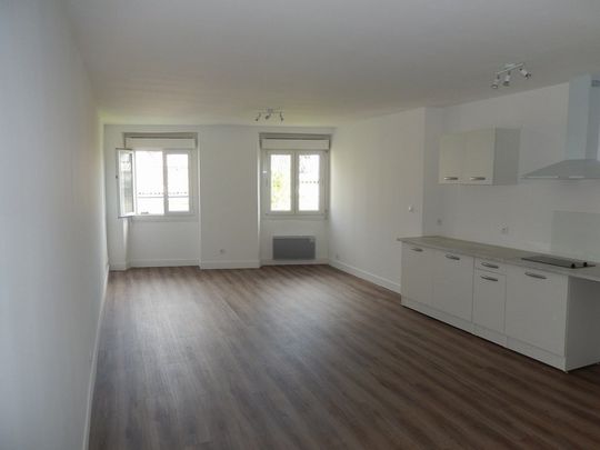 Location Appartement 1 pièce 34m² BORDEAUX 33000 - Photo 1