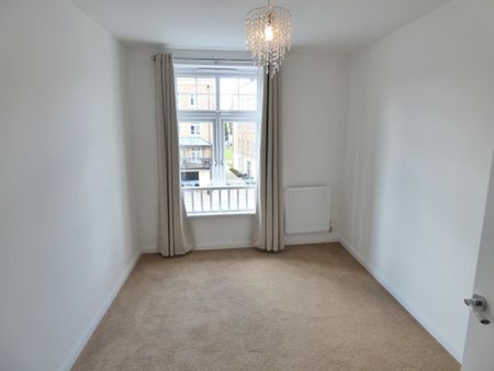 2 bedroom flat to rent - Photo 3