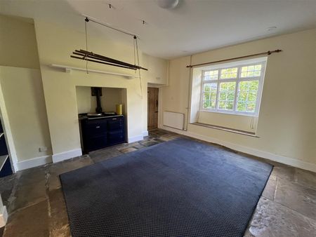 Charmouth, Bridport, Bridport - Photo 4