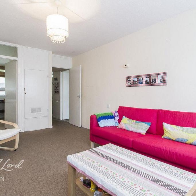 1 bedroom block of apartments to rent - Photo 1