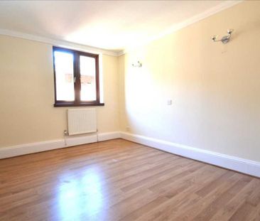3 bedroom apartment to rent - Photo 2