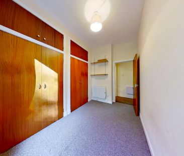 Lochee Road, Dundee - Photo 5