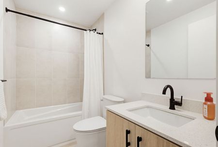 For Lease - 4878 Powers Common Unit# 208, Burlington, Ontario - Photo 2