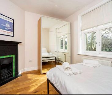 6 bedroom semi-detached house to rent - Photo 6
