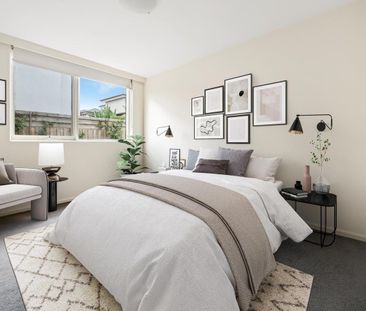 Light-Filled in Prime Locale - Photo 3