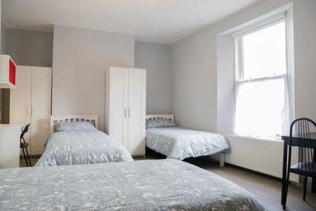 Royal Canal Terrace, Dublin - Photo 3