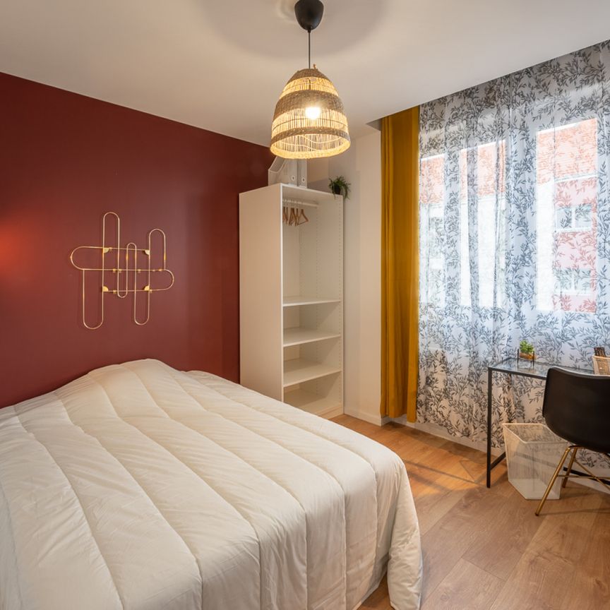 METZ Roommate 5 Bedrooms at Dijon - Photo 2