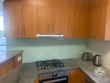 3 bedrooms and 2 baths room fully furniture. - Photo 2
