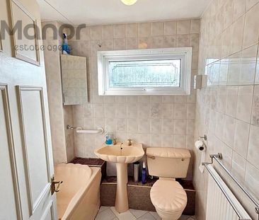 4 bedroom terraced house to rent - Photo 1