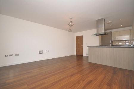 2 bedroom flat to rent - Photo 4