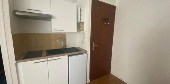 Location Appartement 1 pièce 22m² LE MANS 72000 - Photo 2