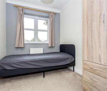 2 bedroom flat to rent - Photo 6