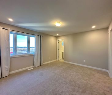 For Lease - 1047 Acoustic Way, Blossom Park - Airport and Area, Ont... - Photo 4