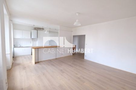 Location Appartement 4 pièces 88m² ST ETIENNE 42000 - Photo 2