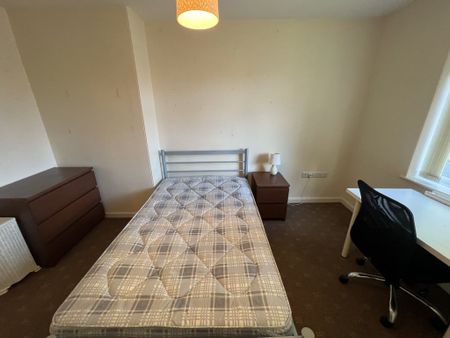 Fourth Avenue, Heworth - P10715 - Photo 2