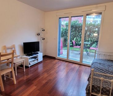 Location Appartement 1 pièce Meublé 26m² ISSY LES MOULINEAUX 92130 - Photo 1