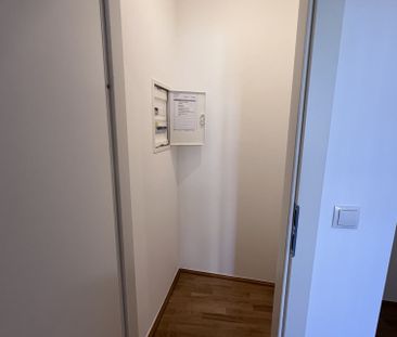 GENERALSANIERTE 2 ZIMMER WOHNUNG IN BESTLAGE DES 2. BEZIRKS - UNBEF... - Photo 2