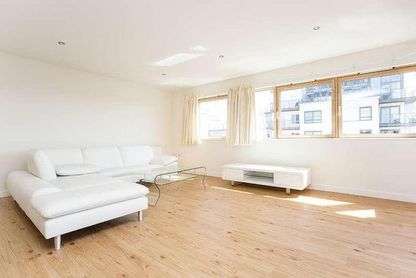 Pinnacle House, Heritage Avenue, London, NW9 - Photo 1