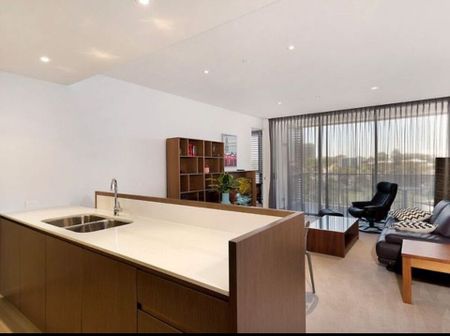 East Perth - Photo 3