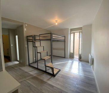 Location appartement 1 pièce 25.63 m² à Bourg-lès-Valence (26500) - Photo 2